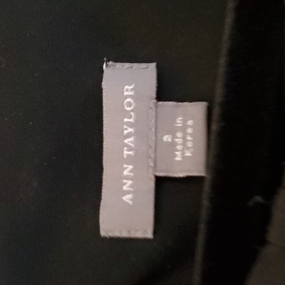 Ann Taylor - Silk dress with cap sleeves. Size: 2. Cream dots/black background. - Picture 4 of 6